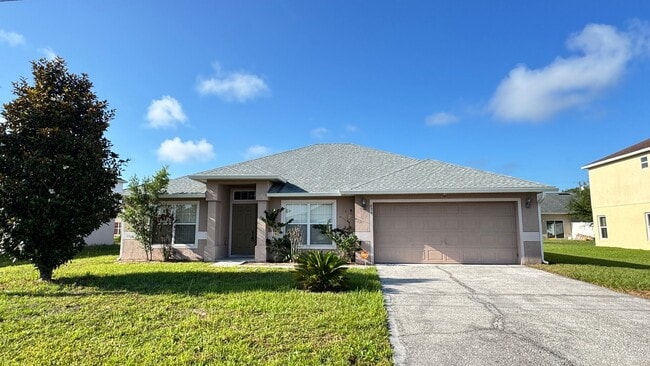 Photo - Split Floor plan 3/2 in Poinciana