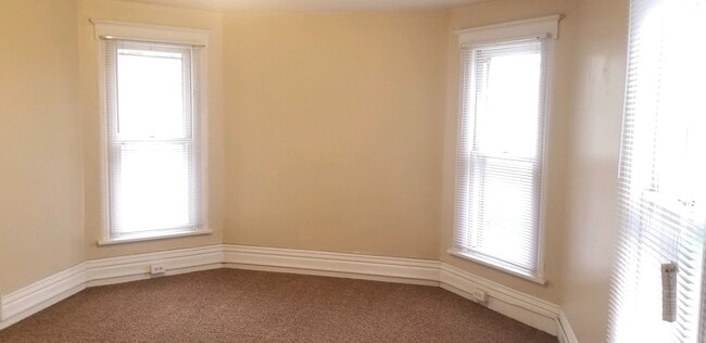 Photo - 2515 Olive St Unit Apt 2