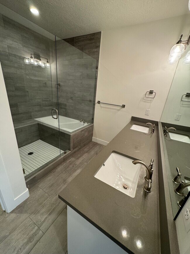 Photo - 3220 Quarry Springs Dr