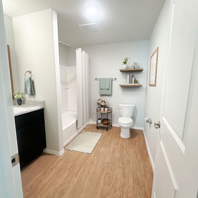 Photo - North View Apartments