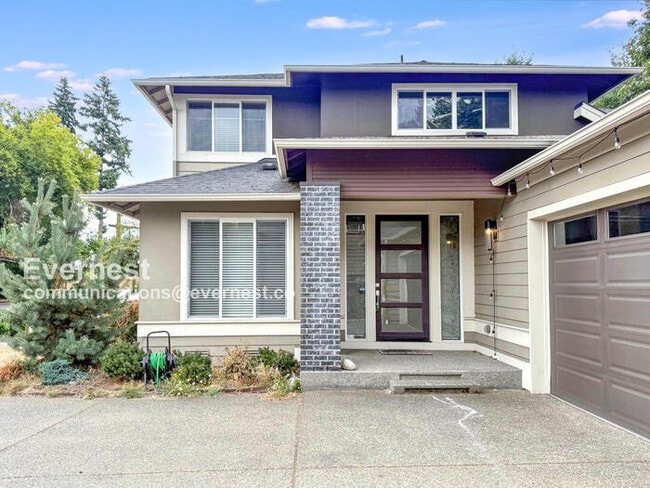 Building Photo - 3702 NE 24th St Rental