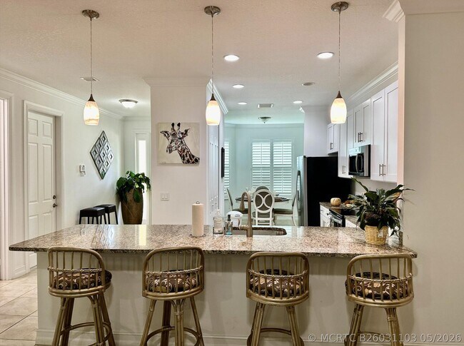 Photo - 6112 NW Cullen Way