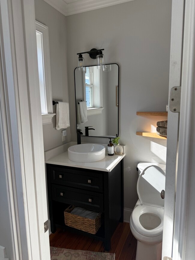 Photo - 194 Fishburne St