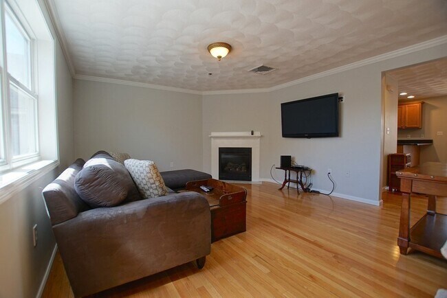 Photo - 13 Endicott St Unit 1