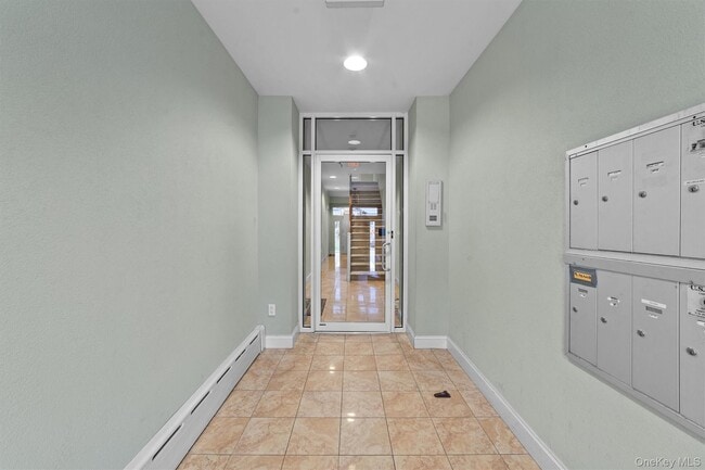 Photo - 142 Bannon Ave Unidad 4