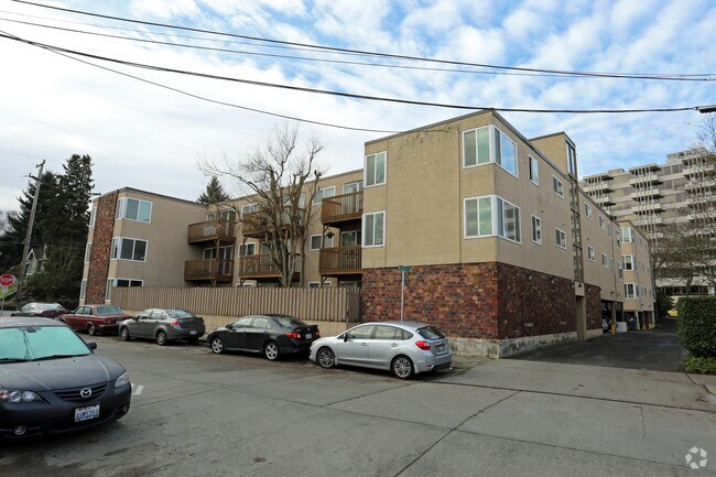 Photo - Aladdin Apartments on Greenlake