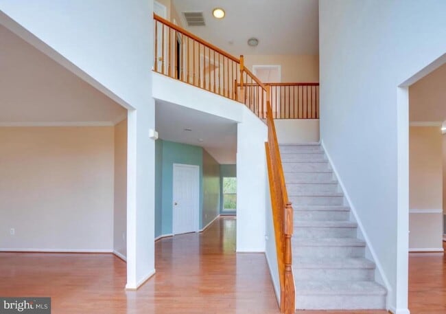 Photo - 8464 Hessian Hill Ct