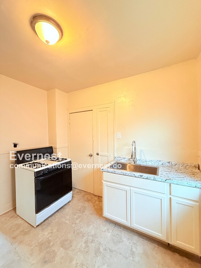 Photo - 12021 Stoepel St