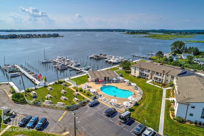 Photo - 6 Wharfside Dr