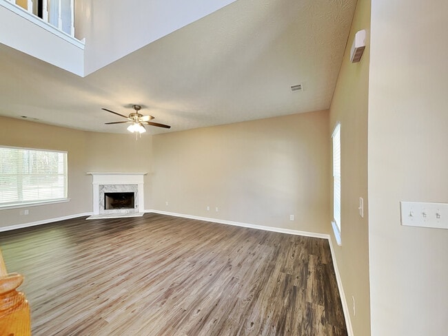 Photo - 217 Autumn Ridge Dr