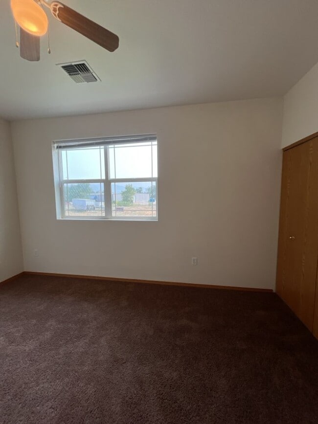 Photo - 400 Expressway Rd Unidad G