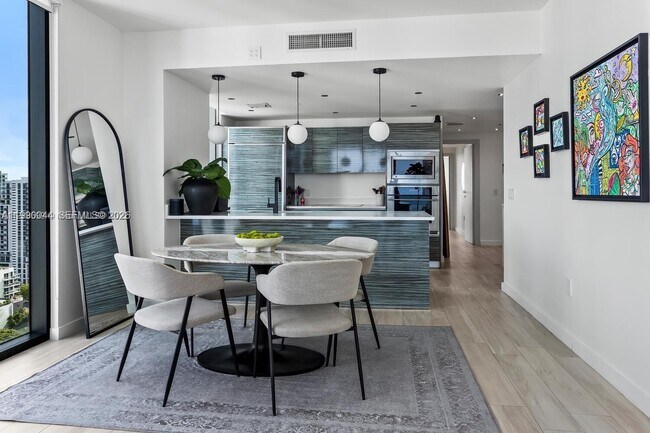 Photo - 460 NE 28th St Unit 2008