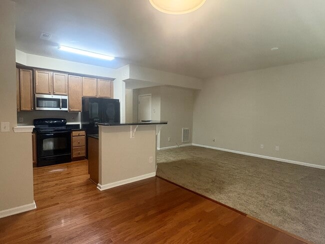 Photo - 111 Grande Sky Ct
