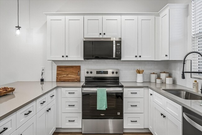 Rev3 en la estación de Avondale - Rev3 at Avondale Station | Homes for Rent