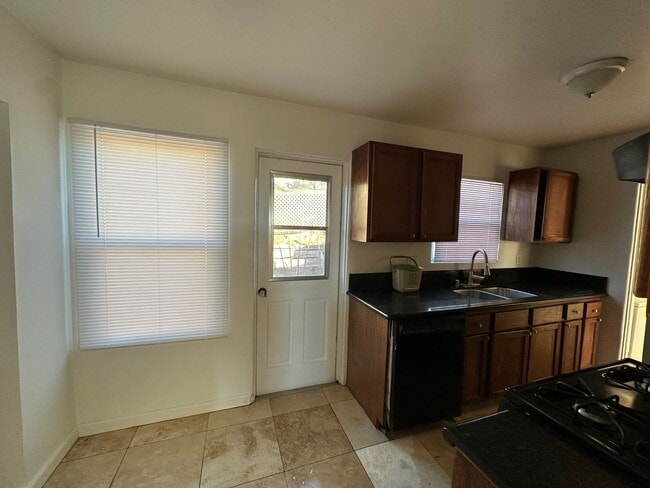 Photo - 6719-21 Wunderlin Ave Unit 6719 Wunderlin Ave