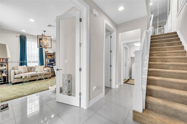 Photo - 10226 Akenside Dr