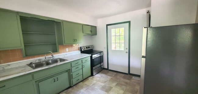 Photo - 2935 E Republic Rd