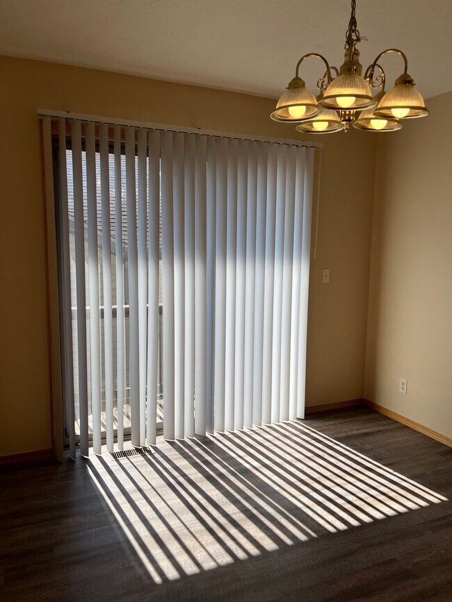 Photo - 3725-27m Unit 3727