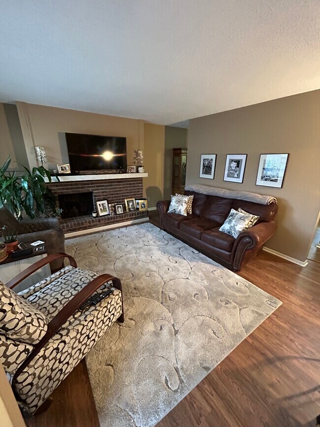 Photo - 12611 W 109th St