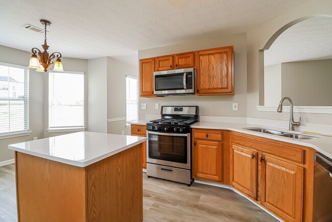Photo - 20 Grayson Ln