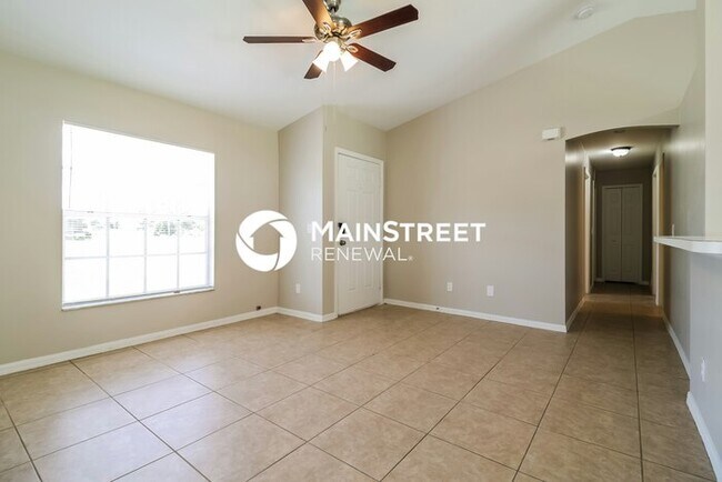 Photo - 3 Bedroom Pet-Friendly Home in LEHIGH ACRE...