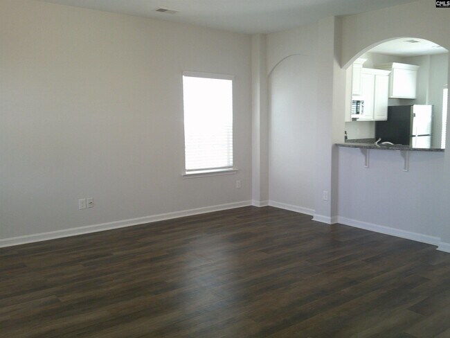 Photo - 1425 Tamarind Ln