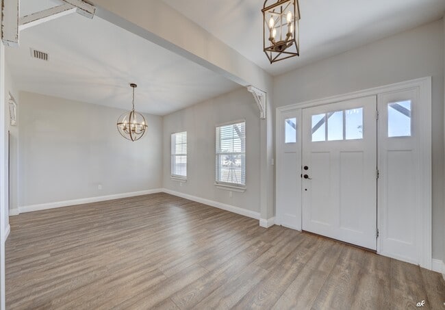 Photo - 742 Vista del Sol Ln