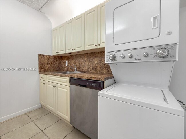 Photo - 8260 SW 210th St Unit 309