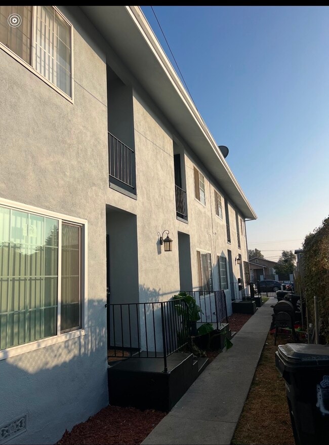 Photo - 151 E 95th St Unit Apt 1