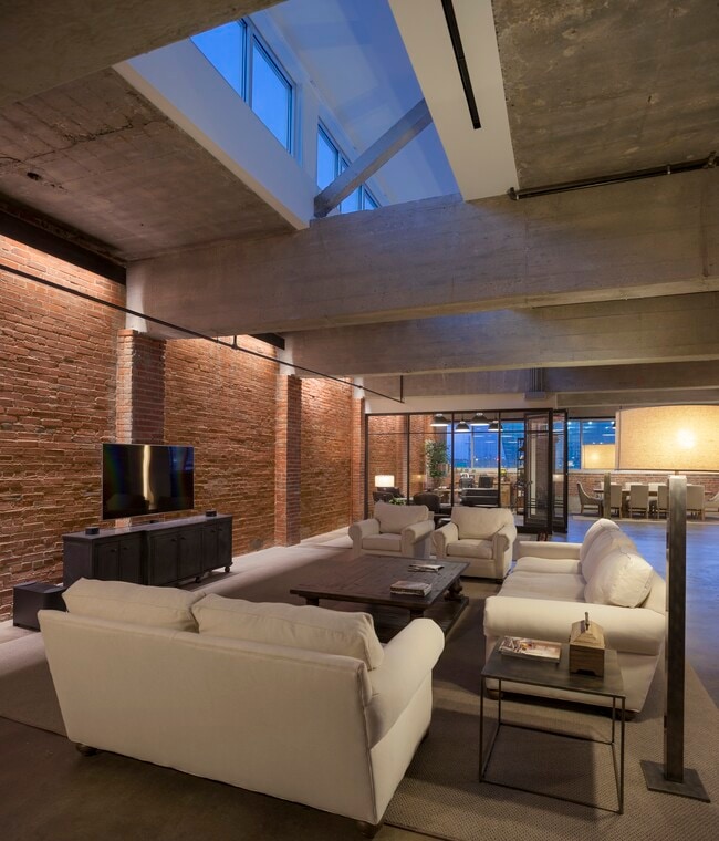 Photo - 1508 Grand Blvd Unit 3