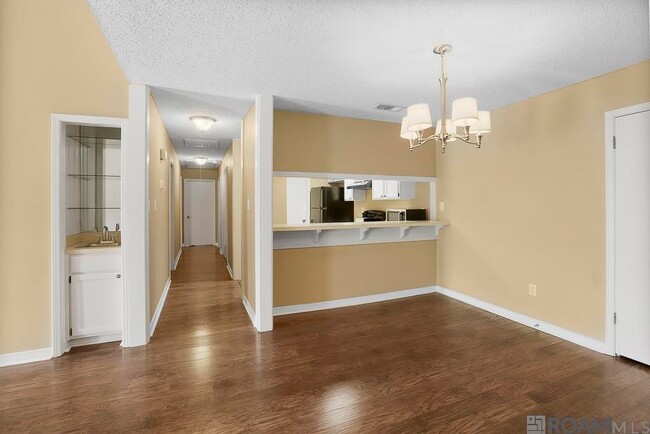 Photo - 8500 Bluebonnet Blvd Unit 22
