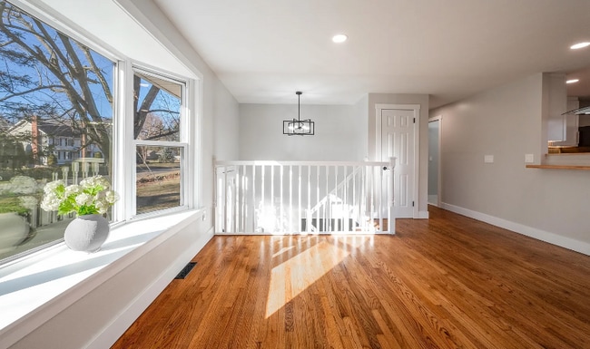 Photo - 31 Cheryl Dr