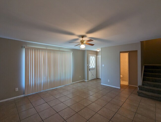 Photo - LARGE 4 BEDROOM TOWNHOME