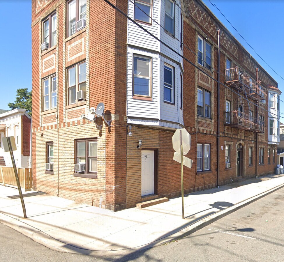 68 Hammond Ave Apartments Passaic, NJ