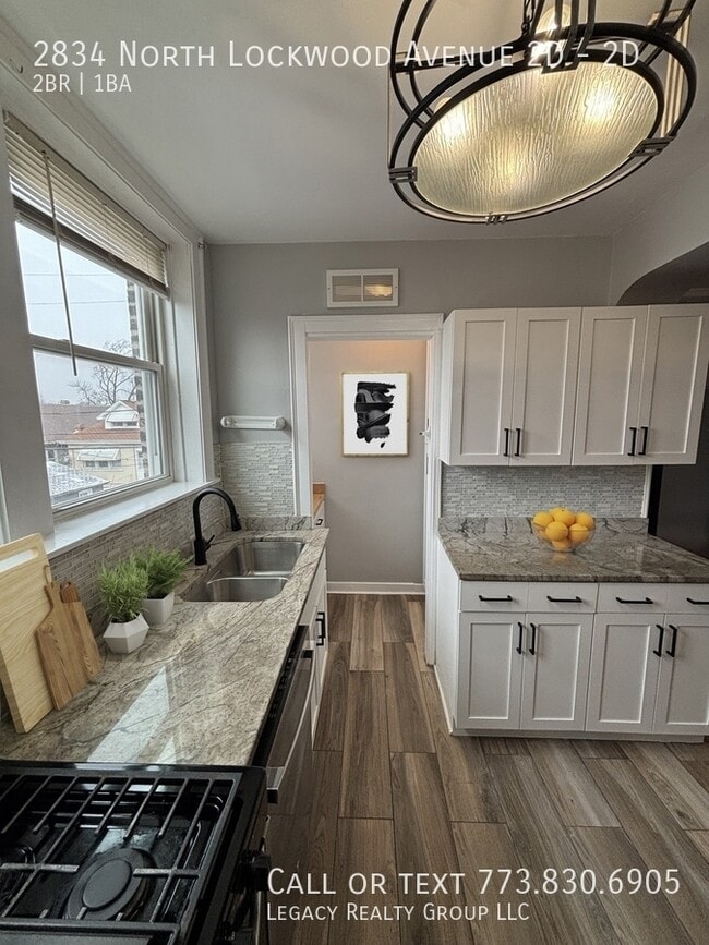 Photo - 2834 N Lockwood Ave Unit 2D
