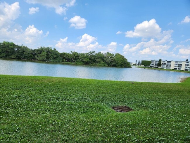 Photo - 1059 Ainslie Dr Unit 1059