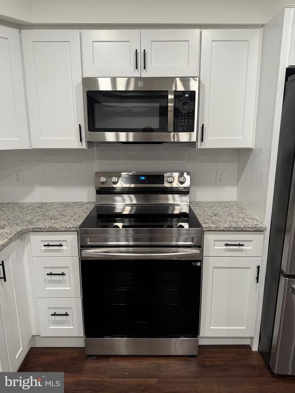 Photo - 73 Garland Ln