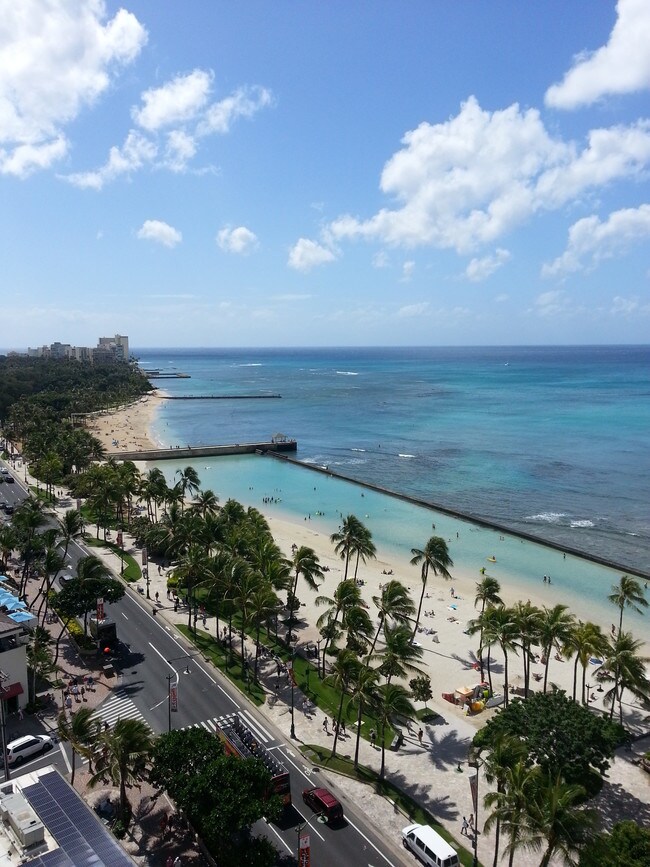 2500 Kalakaua Ave Unit 1802