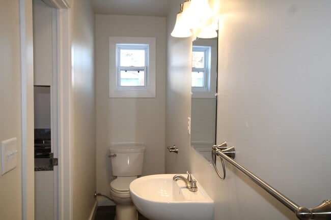 Photo - Beautifully remodeled and completed efficiency studio. FREE MONTH OF RENT!* Unit 14311 Rt. 9W -  16