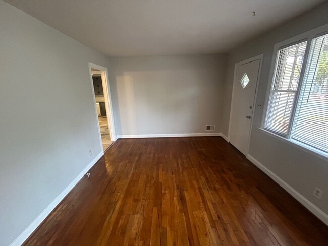 Photo - 3604 Hydrangea St