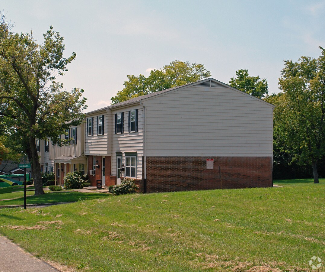 Lakeview Cooperative Estates - Lakeview Cooperative Estates Apartments