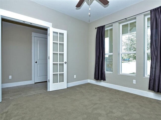 Photo - 721 Clear Stream Crossing