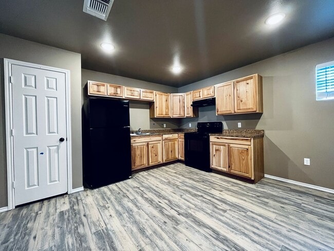 Photo - Cozy 3-Bedroom, 2-Bathroom Home with Garage in East Lubbock