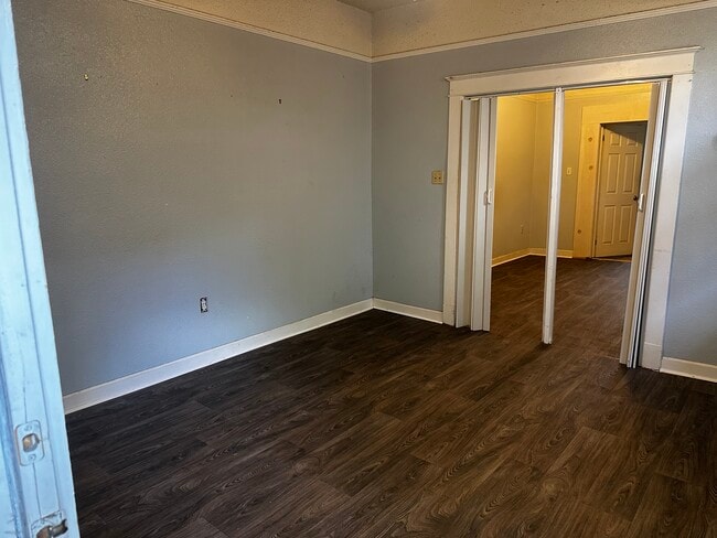 Living room - 2216 S Salcedo St