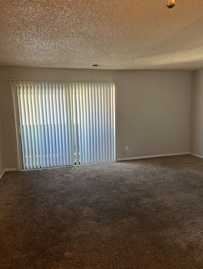 Photo - 2 Bedroom 1 Bathroom Apartment in Aurora Unit 332