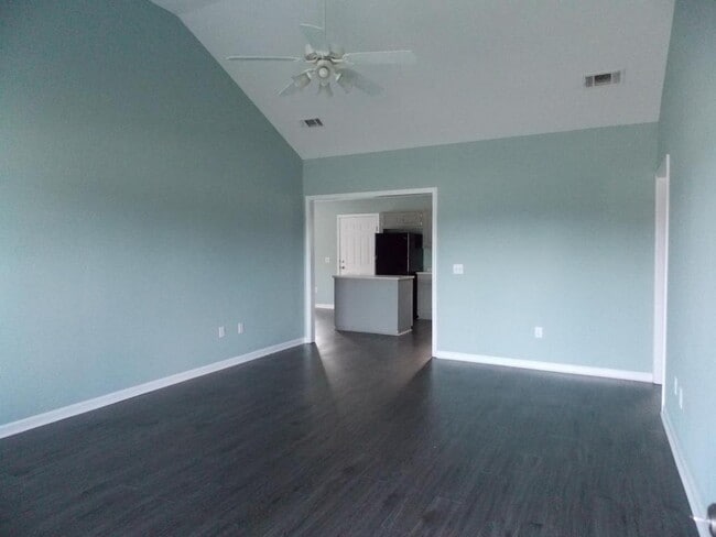 Photo - FALL 2026-2086 Gabbies Run