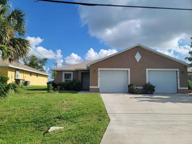 Building Photo - Duplex for rent Rental