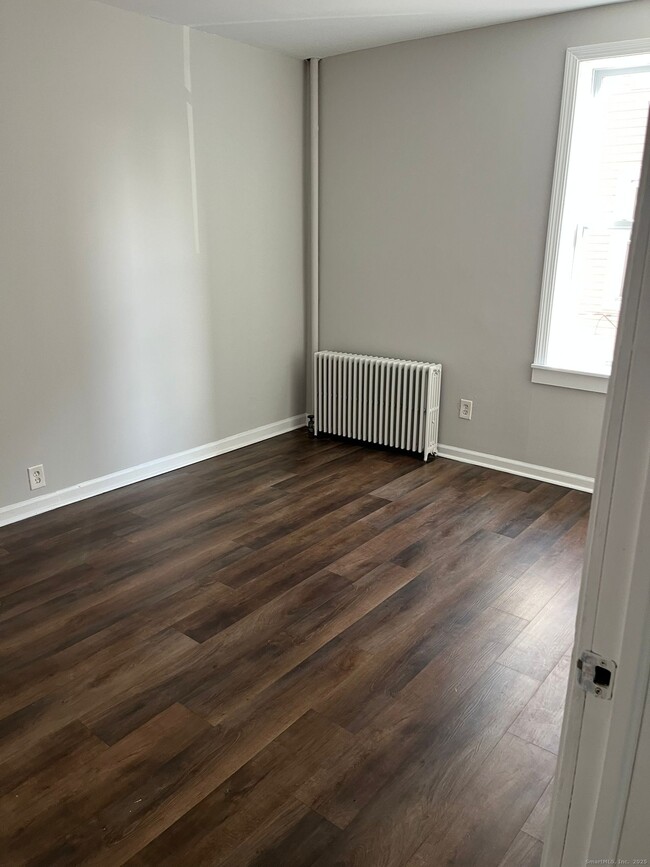 Photo - 146 George St Unit 2nd