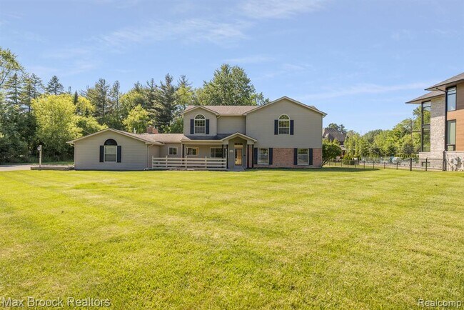 Photo - 6096 Darramoor Rd