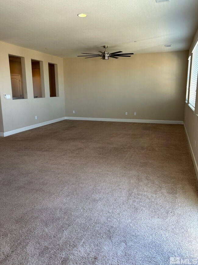 Photo - 2419 Romanga Court